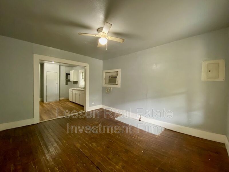 2 Bedroom 1 Bath Home Available for Lease! property image