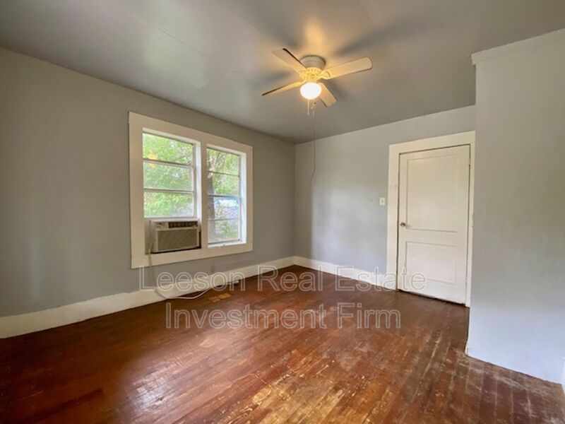 2 Bedroom 1 Bath Home Available for Lease! property image