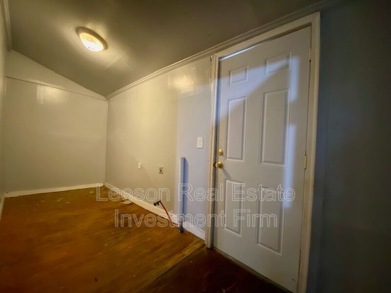 2 Bedroom 1 Bath Home Available for Lease! property image