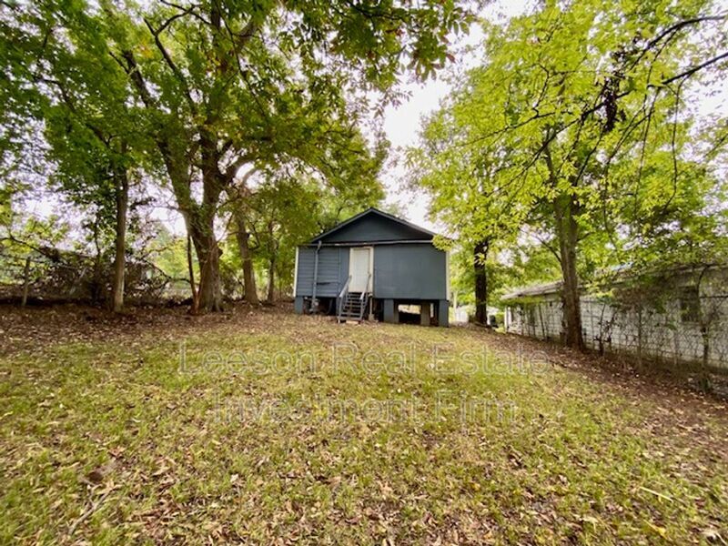 2 Bedroom 1 Bath Home Available for Lease! property image