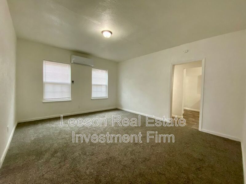 Renovated 2 Bedroom 1 Bath Home Available for Rent Now! property image