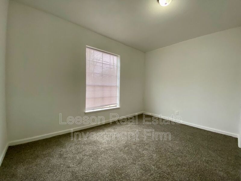 Renovated 2 Bedroom 1 Bath Home Available for Rent Now! property image