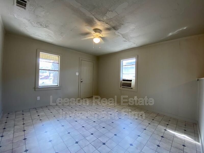 Newly Renovated 2 Bedroom 1 Bath Home In Bossier City! property image