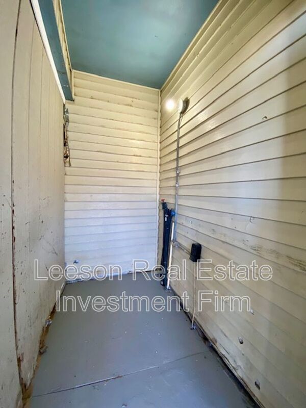 Newly Renovated 2 Bedroom 1 Bath Home In Bossier City! property image