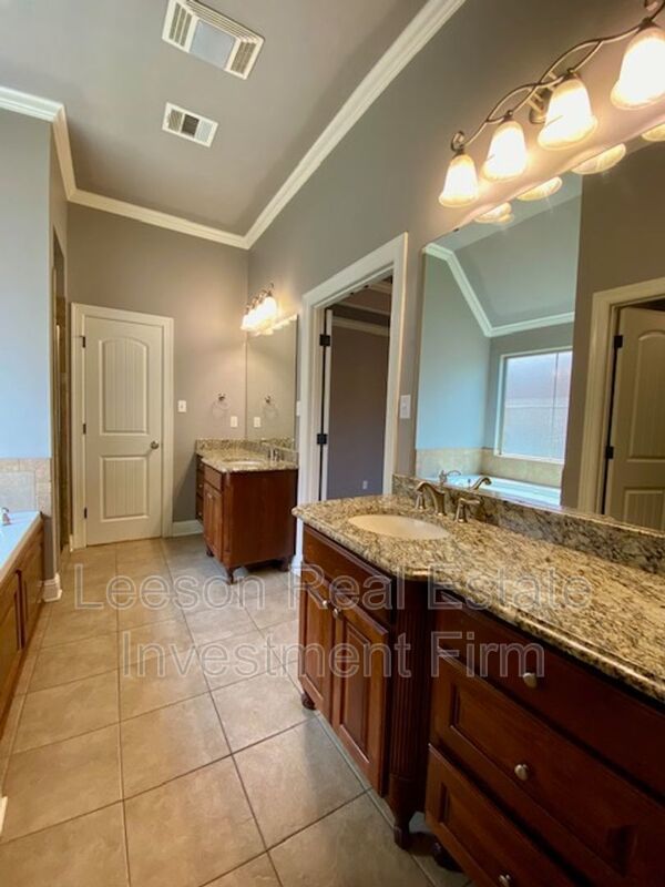 3 Bedroom 2 Bath Home Available in Dogwood South Neighborhood! property image