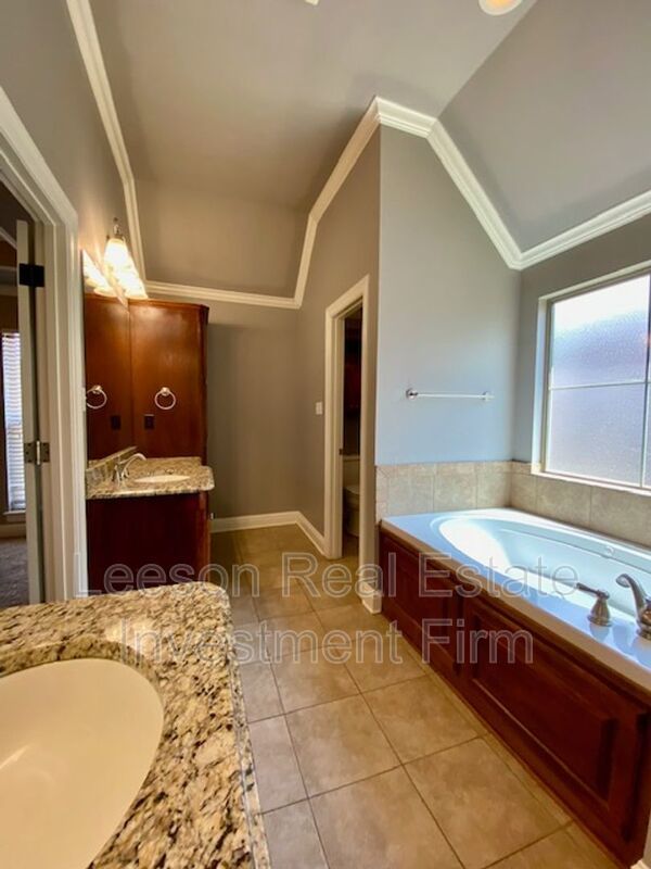 3 Bedroom 2 Bath Home Available in Dogwood South Neighborhood! property image