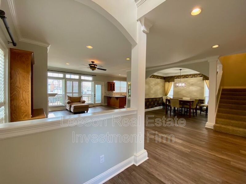 3 Bedroom 3 Bath Multi-Level Home in Willow Ridge Subdivision! property image