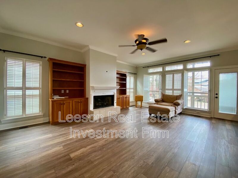 3 Bedroom 3 Bath Multi-Level Home in Willow Ridge Subdivision! property image