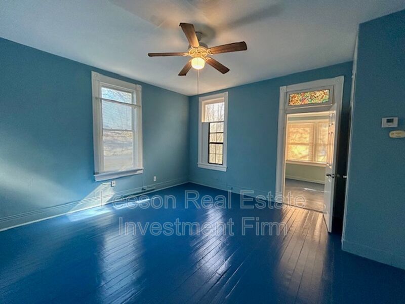 One Bedroom One Bath Upstairs Apartment in Highland! property image