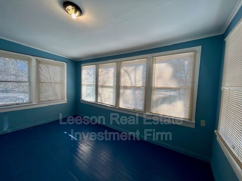 One Bedroom One Bath Upstairs Apartment in Highland! property image