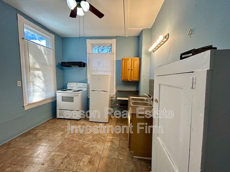 One Bedroom One Bath Upstairs Apartment in Highland! property image