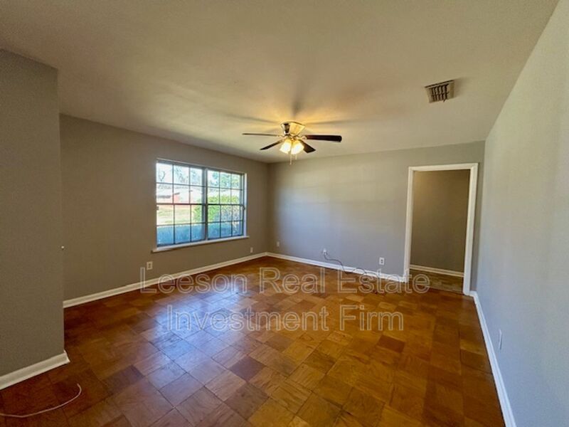 4 Bedroom 2.5 Bath Home Available for Rent in Shreve Isle Neighborhood! property image