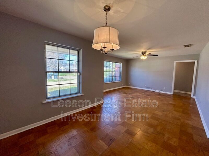 4 Bedroom 2.5 Bath Home Available for Rent in Shreve Isle Neighborhood! property image