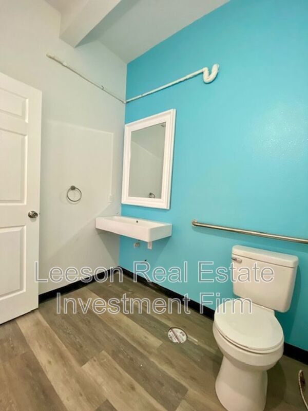 Beautiful Large Commercial Space for Lease! property image