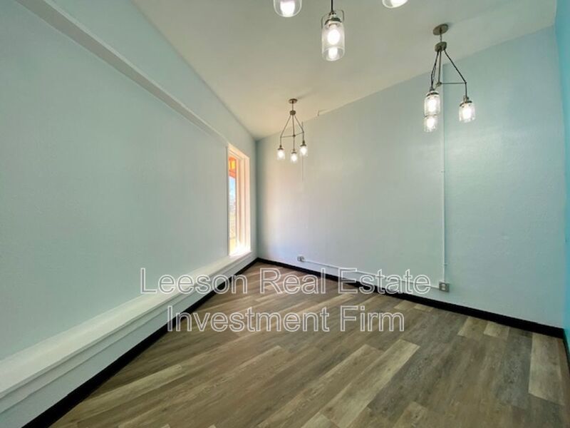 Beautiful Spacious Commercial Space for Lease! property image