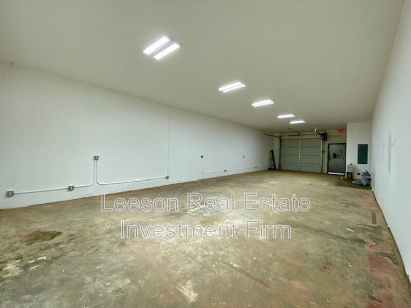 Beautiful Spacious Commercial Space for Lease! property image