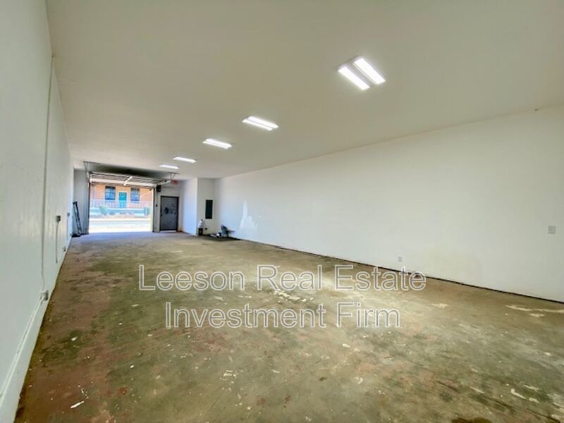 Beautiful Spacious Commercial Space for Lease! property image