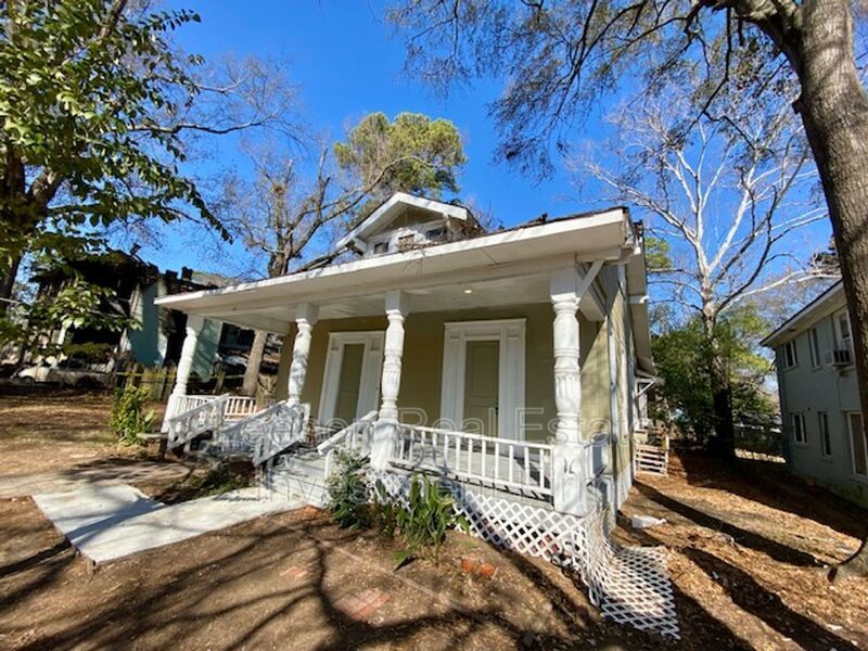 2 Bedroom 1.5 Bath Duplex Available in Highland Neighborhood! property image