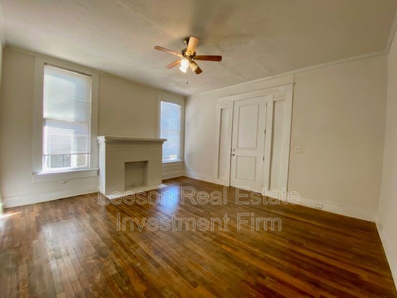 2 Bedroom 1.5 Bath Duplex Available in Highland Neighborhood! property image