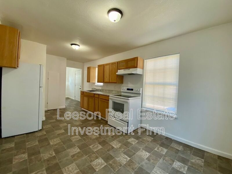 Renovated 2 Bedroom 1 Bath Home Available for Rent Now! property image